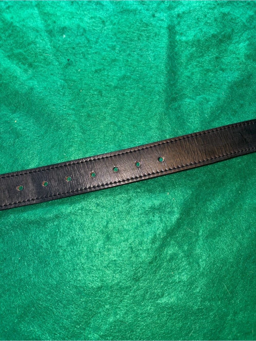 Black Leather Men's Belt — Handcrafted Style - Picture 5 of 11